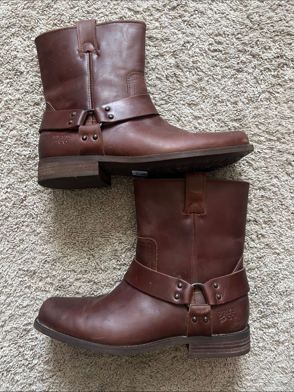 FRYE CO Roger Engineer Harness Leather Boots in Warm Brown